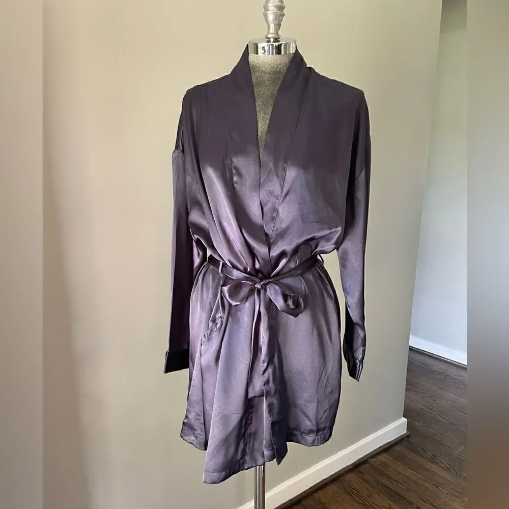 Victoria’s Secret Navy Satin Robe - Picture 1 of 9